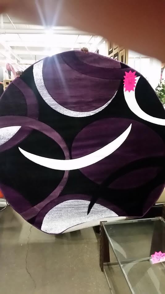 4120 Delta Purple and White Living Room Group