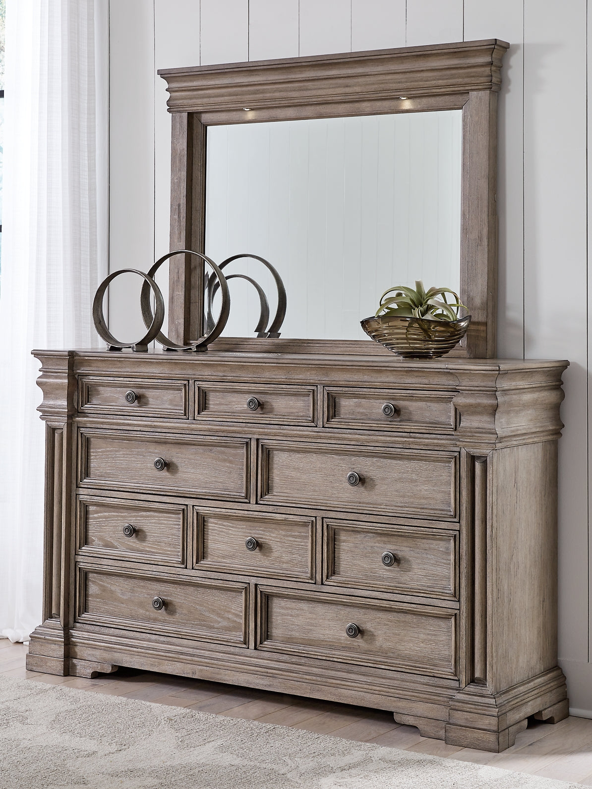 Blairhurst California King Panel Bed with Mirrored Dresser, Chest and Nightstand