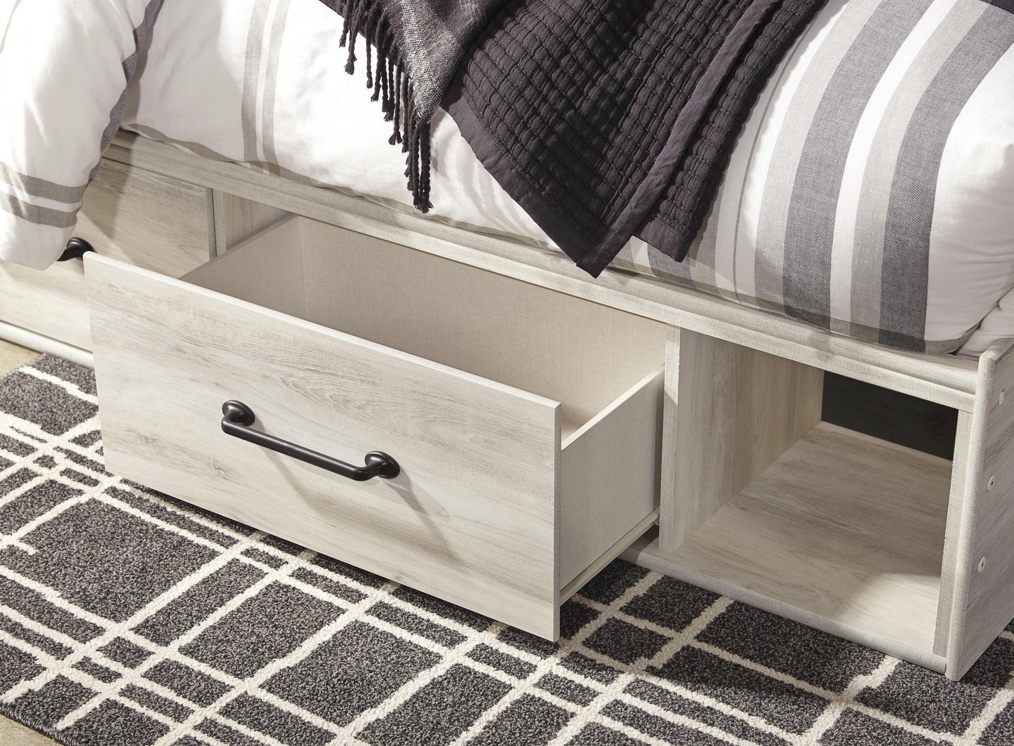 Cambeck King Panel Bed with 2 Storage Drawers with Mirrored Dresser, Chest and Nightstand