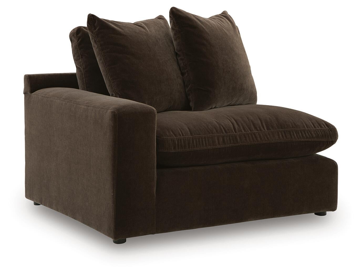 Maxton Heights 2-Piece Sectional Sofa